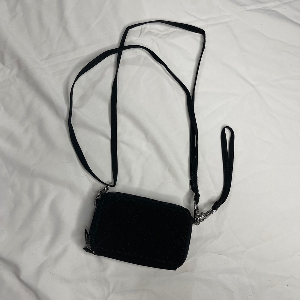 Vera Bradley purse/wristlet - Picture 3 of 3